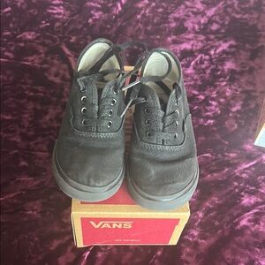 Vans Black Low-Top Suede Sneakers